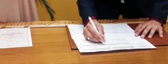 Сколько стоят нотариальные услуги в Москве в 2025 году