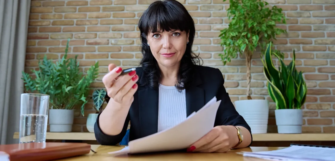 Что делает нотариус: полный список услуг